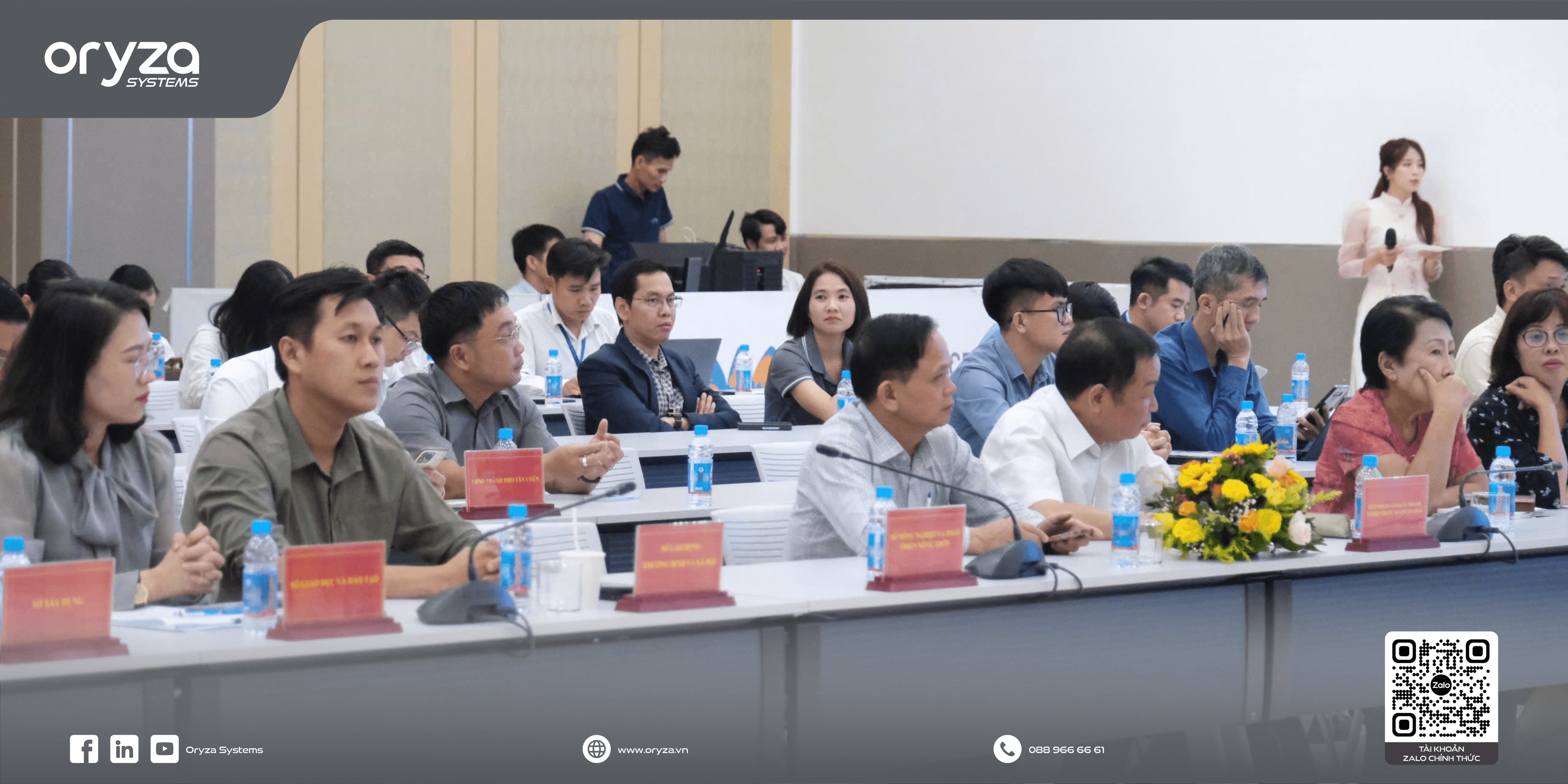 hoi-nghi-thuc-day-mo-hinh-chuyen-doi-so-cho-doanh-nghiep-nganh-cong-thuong-nam-2024
